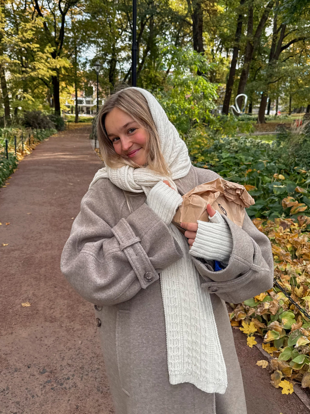 Set: Siw Scarf & Tind Gloves - White