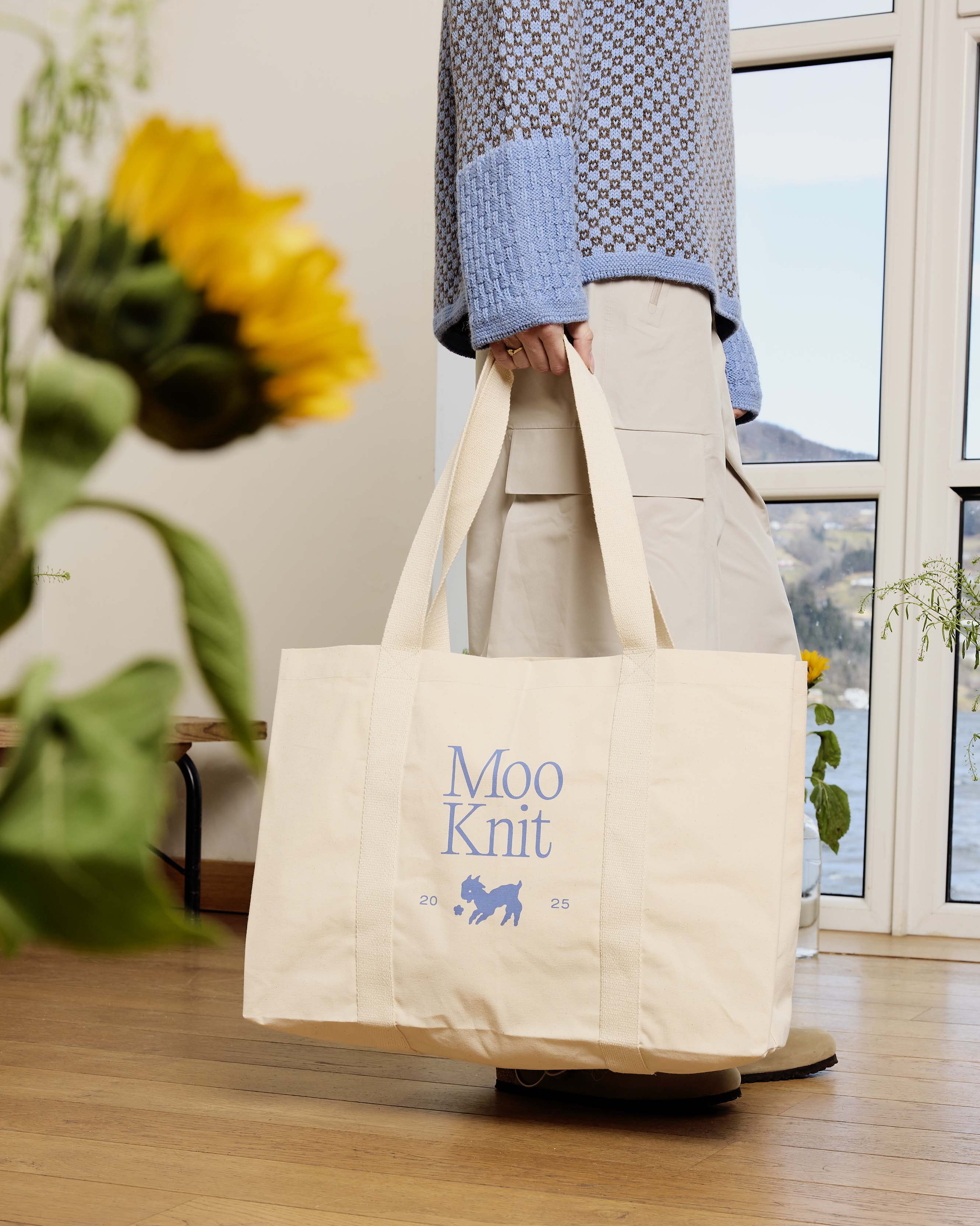 Moo Knit Tote bag
